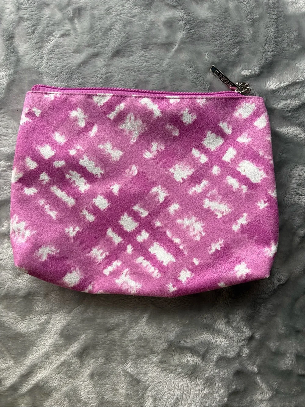 Clinique Pink and White Patterned Cosmetic Pouch